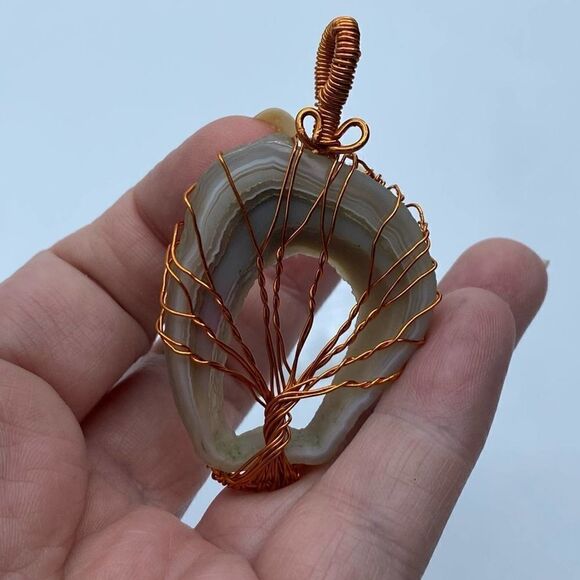 White Agate Druzy Tree Of Life Copper Wired Pendant - Picture 3 of 5